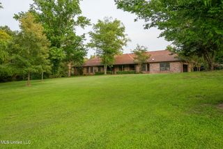1899 Ratliff Road, Raymond, MS 39154