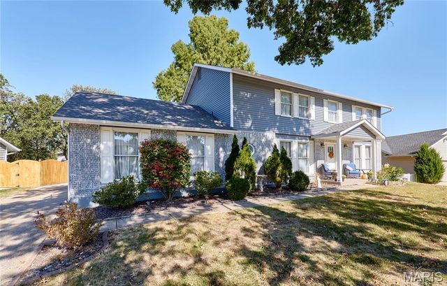 34 Melanie Court, St Charles, MO 63304