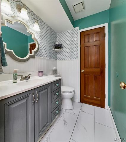 34 Melanie Court, St Charles, MO 63304