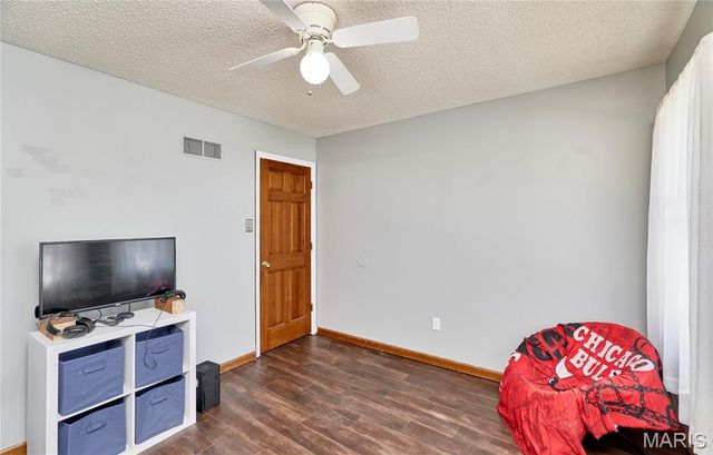 34 Melanie Court, St Charles, MO 63304