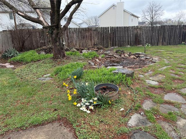 34 Melanie Court, St Charles, MO 63304