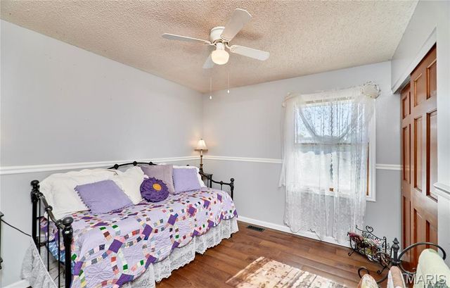 34 Melanie Court, St Charles, MO 63304