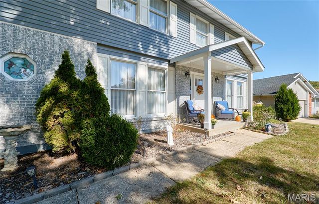 34 Melanie Court, St Charles, MO 63304