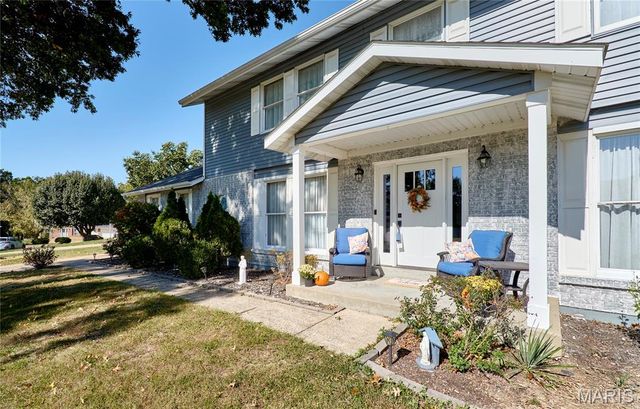 34 Melanie Court, St Charles, MO 63304