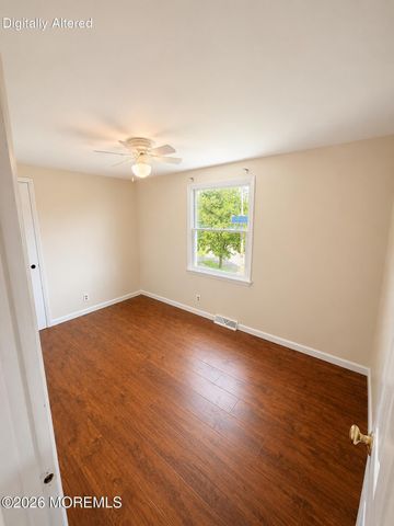 54 Longwood Drive, Hamilton, NJ 08620