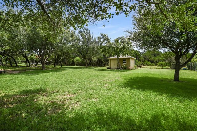228 Neal DR, Liberty Hill, TX 78642