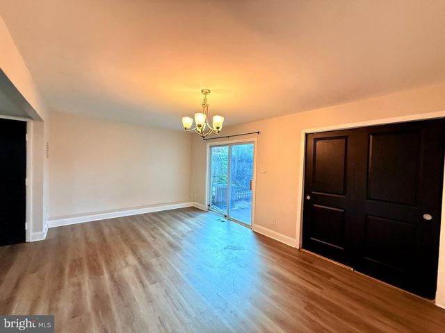 3 MADELEY CT, Sicklerville, NJ 08081