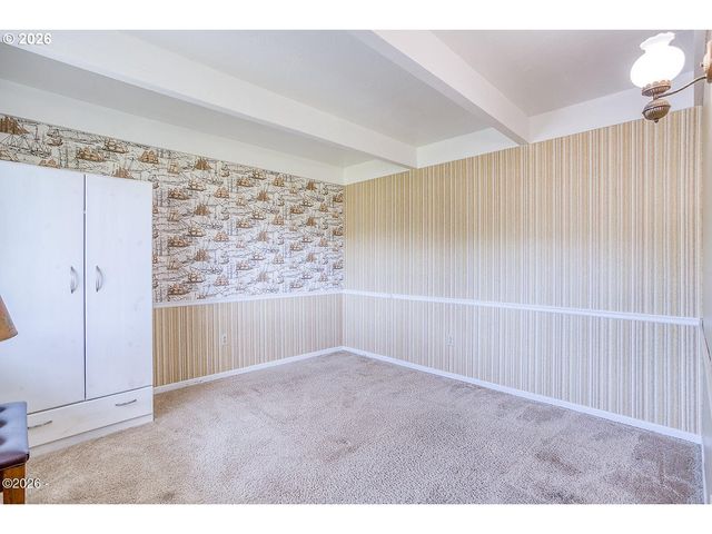 4702 Se 51ST St, Lincoln City, OR 97367