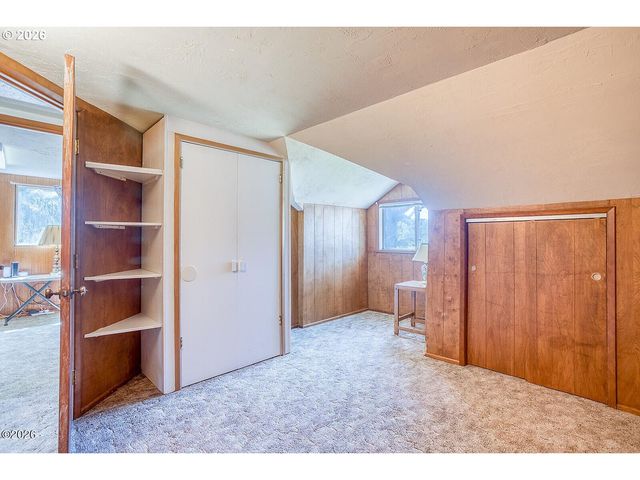 4702 Se 51ST St, Lincoln City, OR 97367