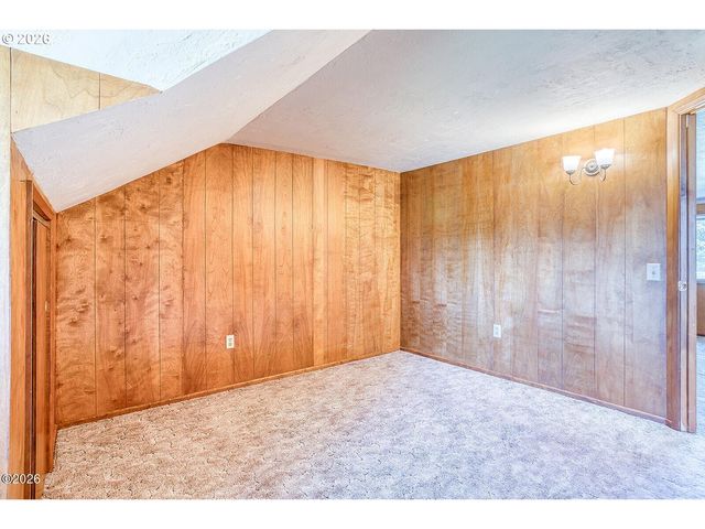4702 Se 51ST St, Lincoln City, OR 97367