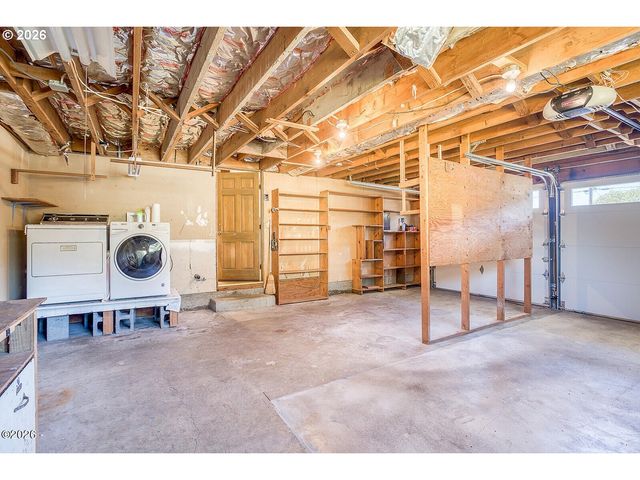 4702 Se 51ST St, Lincoln City, OR 97367