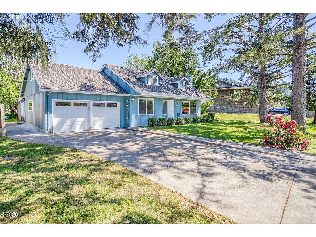 4702 Se 51ST St, Lincoln City, OR 97367