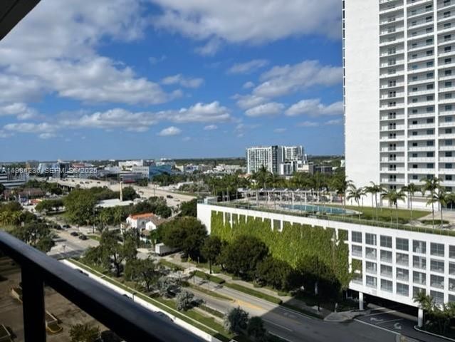 600 NE 36 ST 1205, Miami, FL 33137