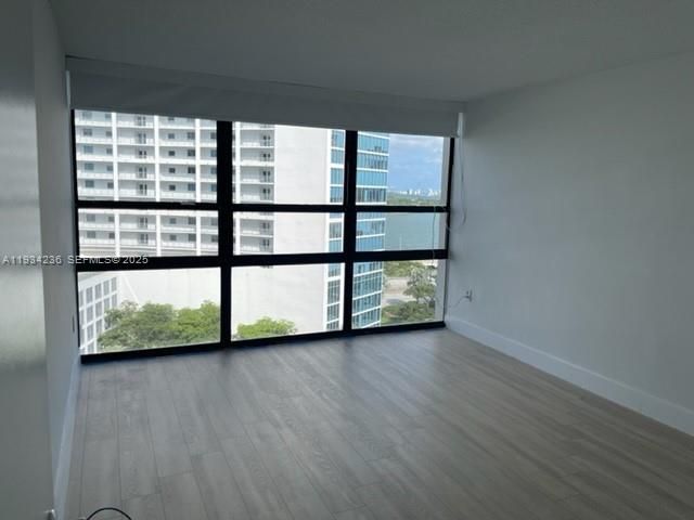 600 NE 36 ST 1205, Miami, FL 33137