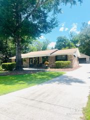 2179 Spanish Oak Drive, Lillian, AL 36549
