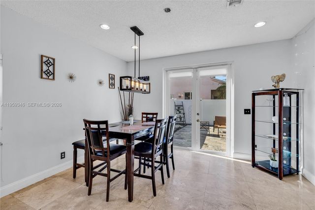 20709 NW 1st St, Pembroke Pines, FL 33029