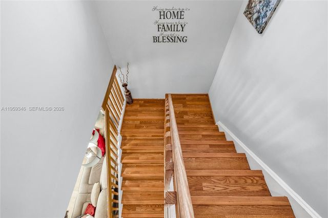 20709 NW 1st St, Pembroke Pines, FL 33029