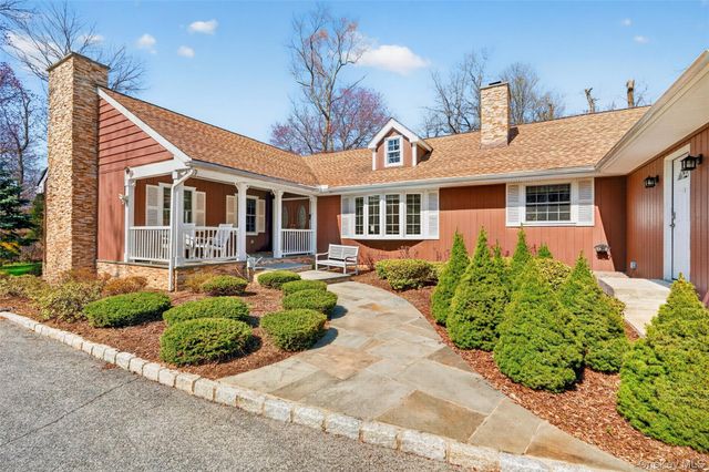 21 Barnaby Lane, Hartsdale, NY 10530