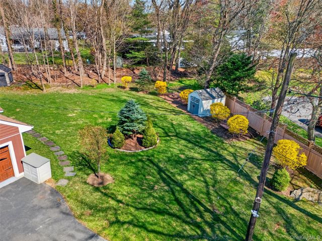 21 Barnaby Lane, Hartsdale, NY 10530
