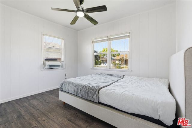 1232 W 74th Street, Los Angeles, CA 90044