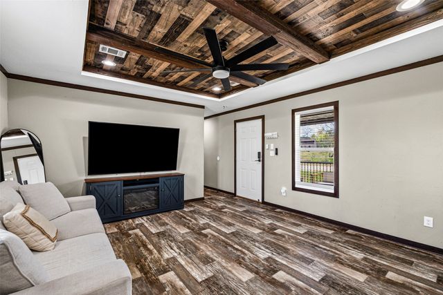 4400 Montana Trail, Granbury, TX 76048