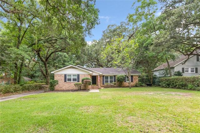 3909 Hillcrest Lane, Mobile, AL 36693
