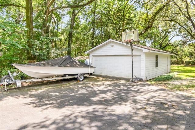 3909 Hillcrest Lane, Mobile, AL 36693