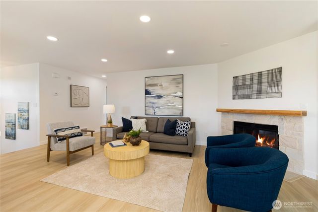 5134 S Wallace Street, Seattle, WA 98178