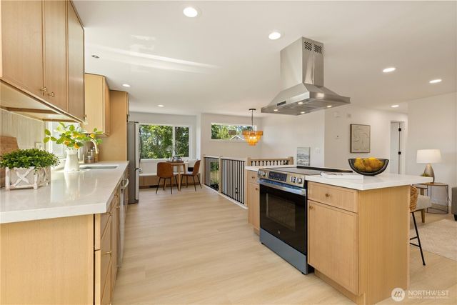 5134 S Wallace Street, Seattle, WA 98178