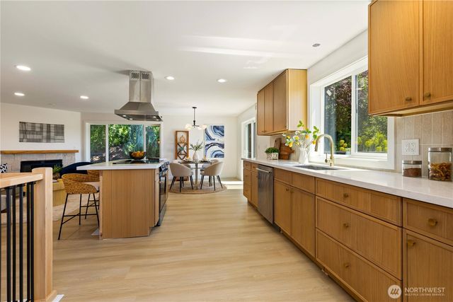 5134 S Wallace Street, Seattle, WA 98178