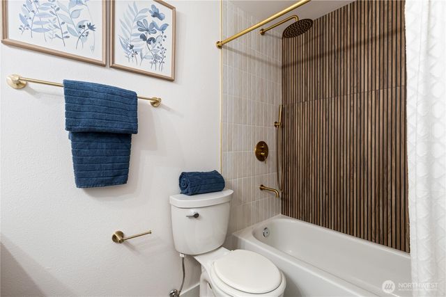 5134 S Wallace Street, Seattle, WA 98178