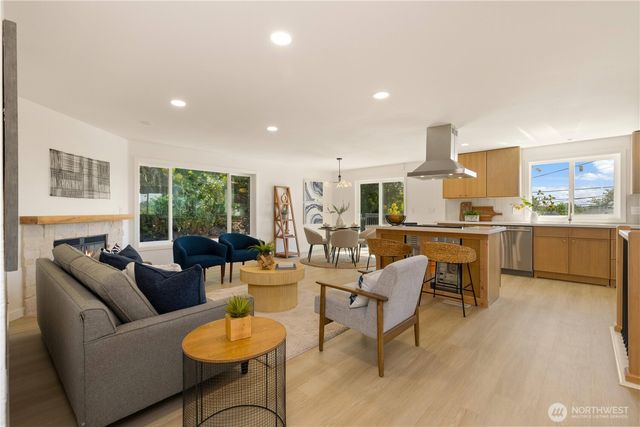 5134 S Wallace Street, Seattle, WA 98178