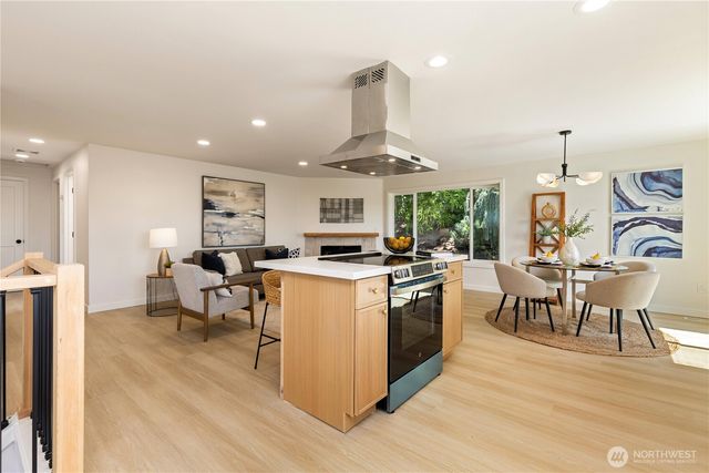 5134 S Wallace Street, Seattle, WA 98178