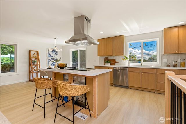 5134 S Wallace Street, Seattle, WA 98178