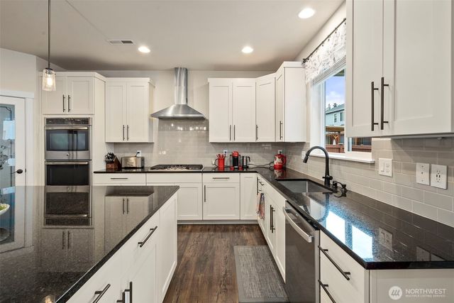 13801 62nd Avenue Ct E, Puyallup, WA 98373