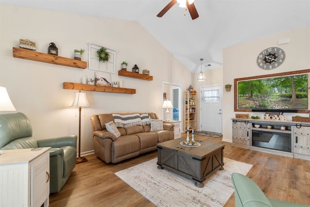 362 Shallow Cove Dr., Conway, SC 29527