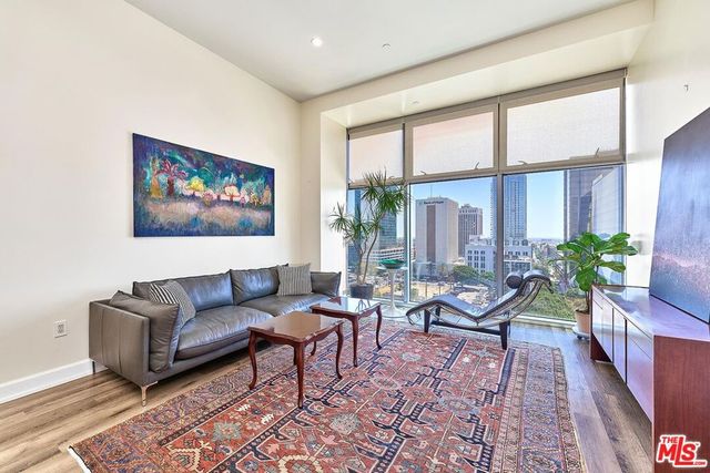 3223 W 6th Street 1005, Los Angeles, CA 90020