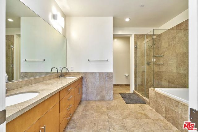 3223 W 6th Street 1005, Los Angeles, CA 90020