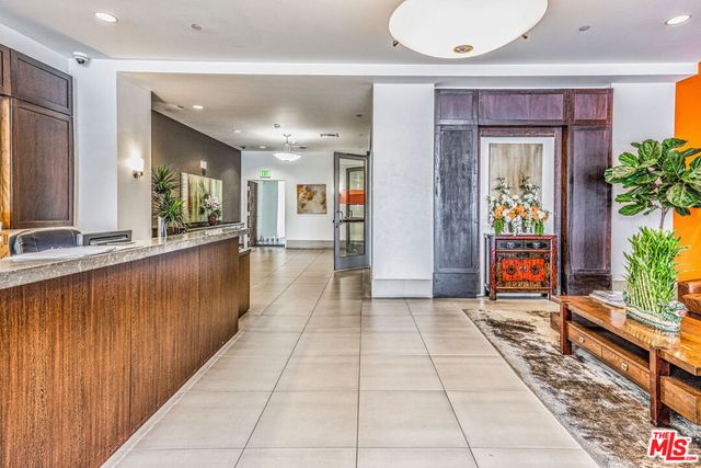 3223 W 6th Street 1005, Los Angeles, CA 90020