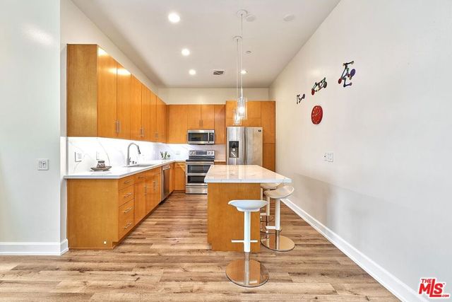3223 W 6th Street 1005, Los Angeles, CA 90020