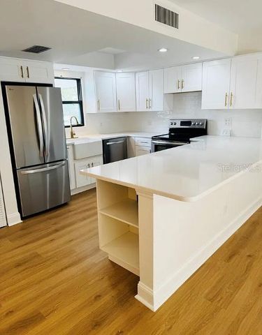 105 4TH AVENUE NE 223, St Petersburg, FL 33701