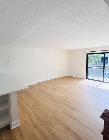 105 4TH AVENUE NE 223, St Petersburg, FL 33701