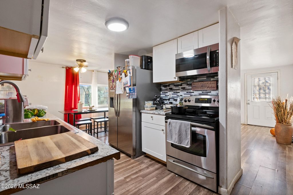Image 11 of property listing at Address unavailable.