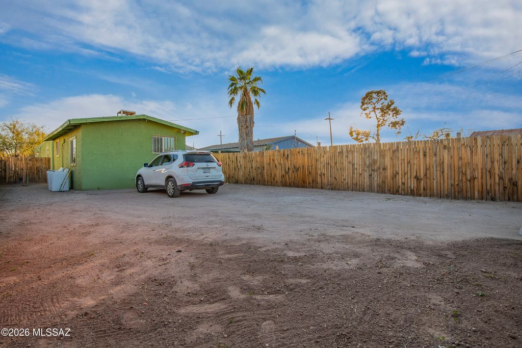 Image 32 of property listing at Address unavailable.