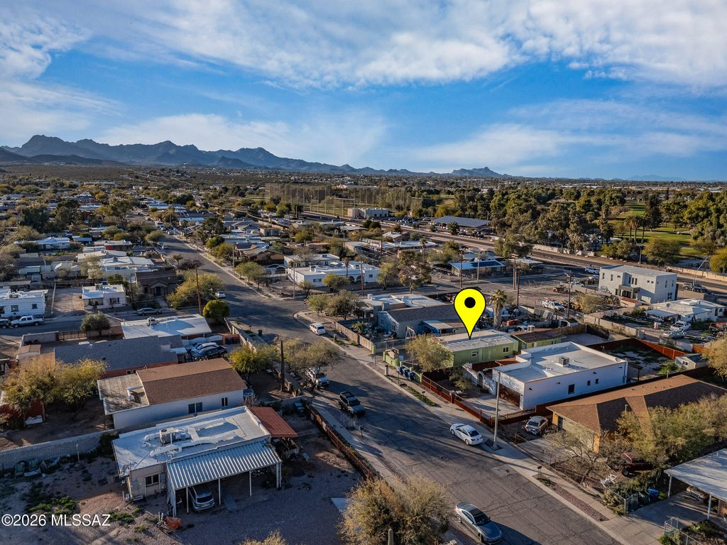 Image 36 of property listing at Address unavailable.