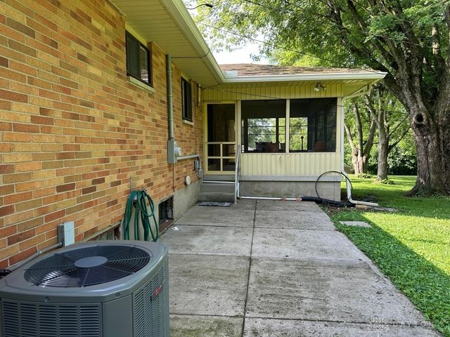 2139 Marcia Drive, Bellbrook, OH 45305