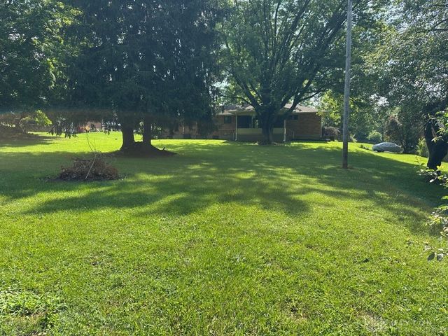 2139 Marcia Drive, Bellbrook, OH 45305