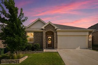 11600 Silver Queen Drive, Aubrey, TX 76227