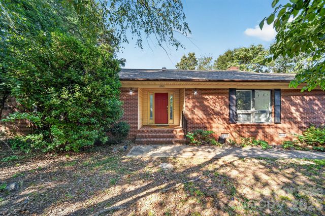 8281 Fairfield Forest Road, Denver, NC 28037