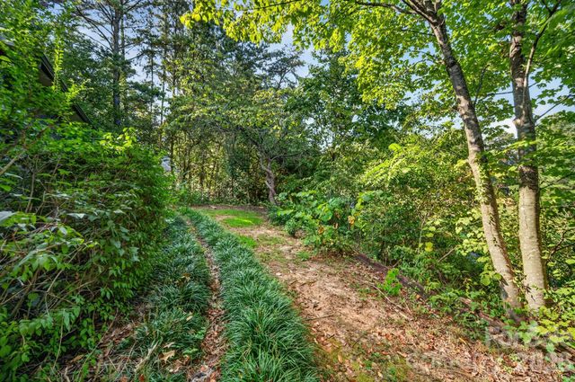 8281 Fairfield Forest Road, Denver, NC 28037